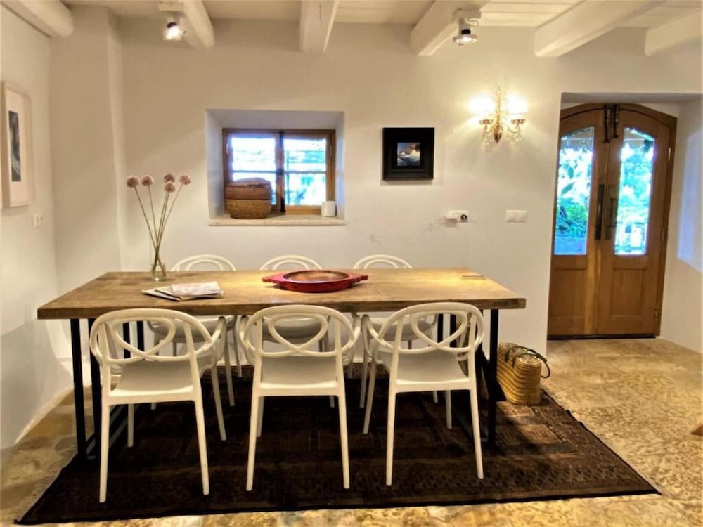 The Olivestone Village - Yoga Retreat Paradise