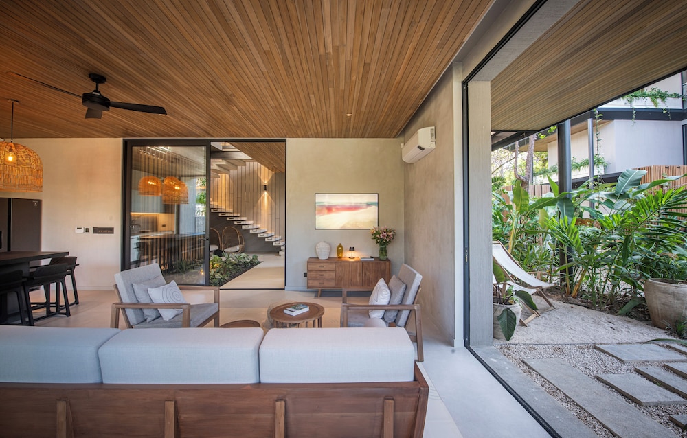 QUIN Surf Residence Nosara