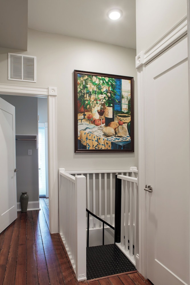 Restored Historic Home 5 BR 4.5 Bath