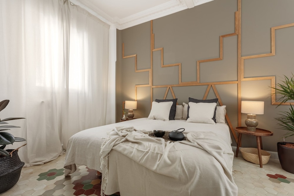 Derawan - 2 Bedrooms and Terrace in Chamber