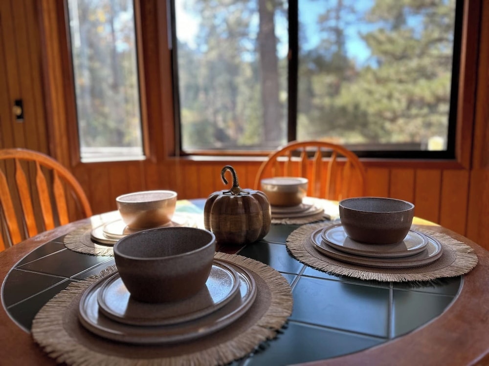 Everwood Serenity Treehouse