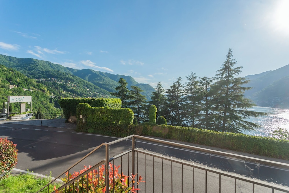 The Secret Lake View by Rent all Como