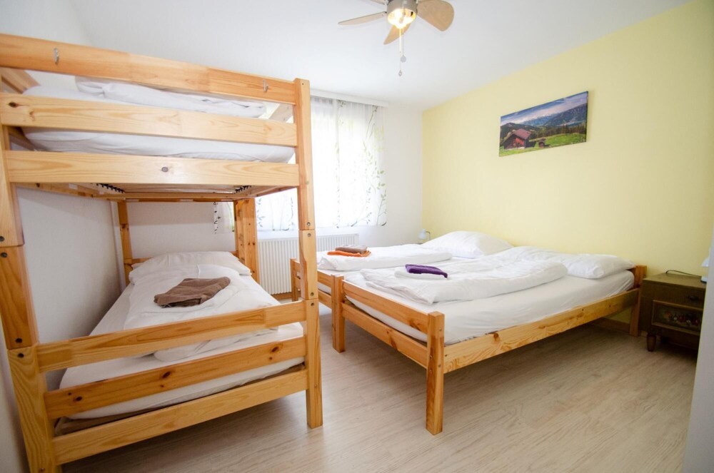 Budget Chalet Alpine - Apartment A
