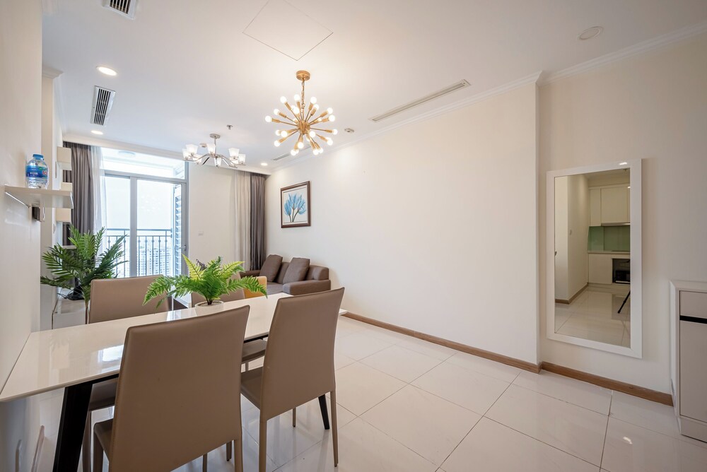 PD Pristine Apartment Landmark Plus