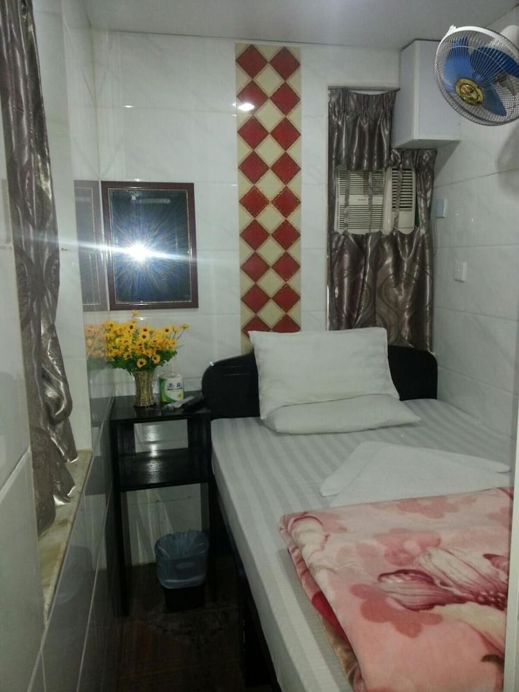 Cebu Hostel