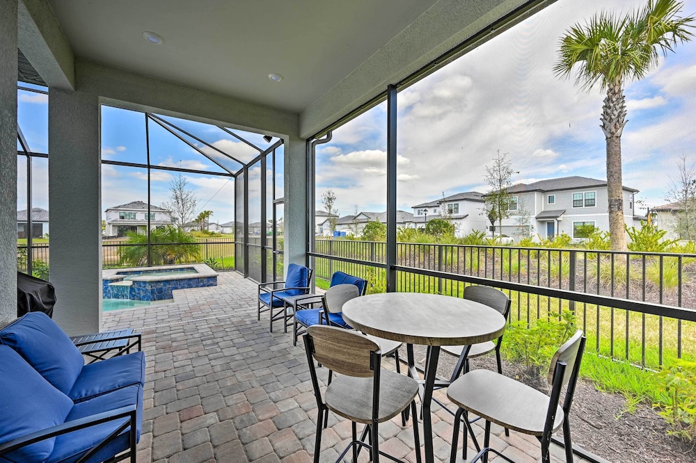 Luxury Ave Maria Rental w/ Private Pool & Spa! in Immokalee, US