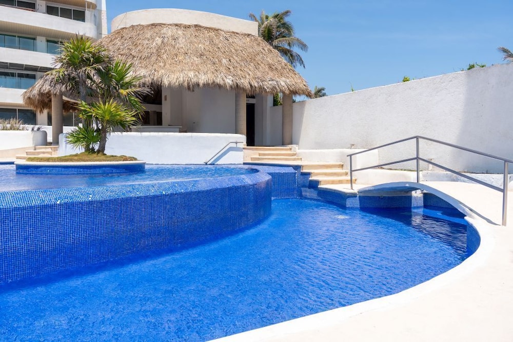 Apartamento Espacioso con Vista al Mar