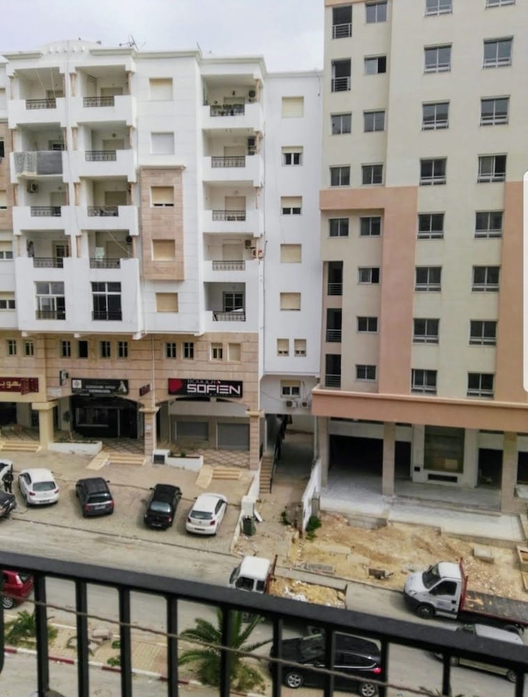 El hana apartments