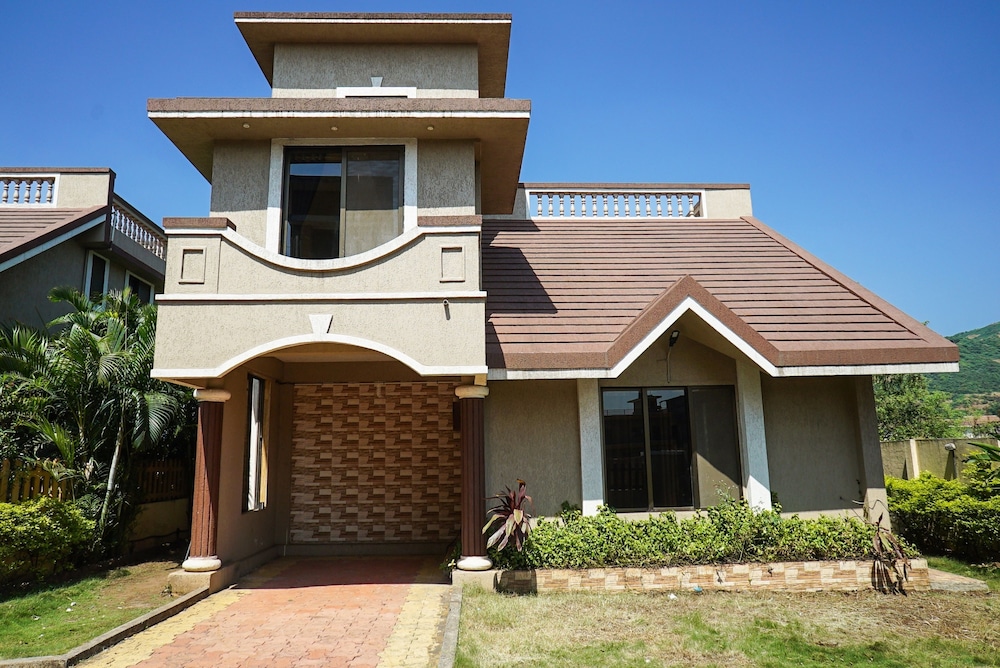 OYO 22738 Home Gorgeous 4BHK Lonavala view 2