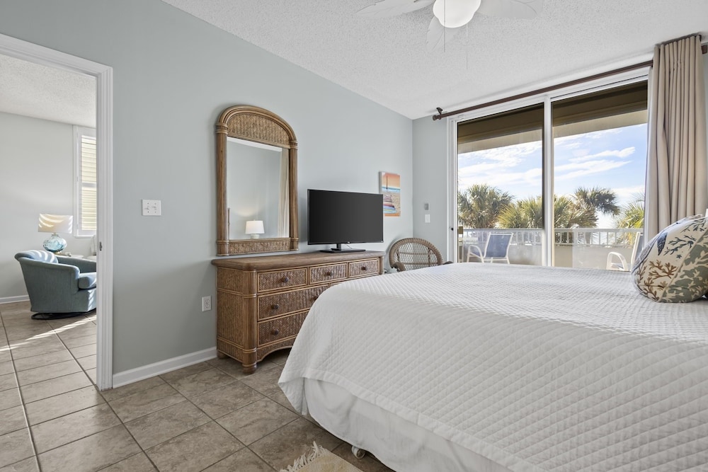 The Beach Club Bristol 201 3 Bedroom Condo