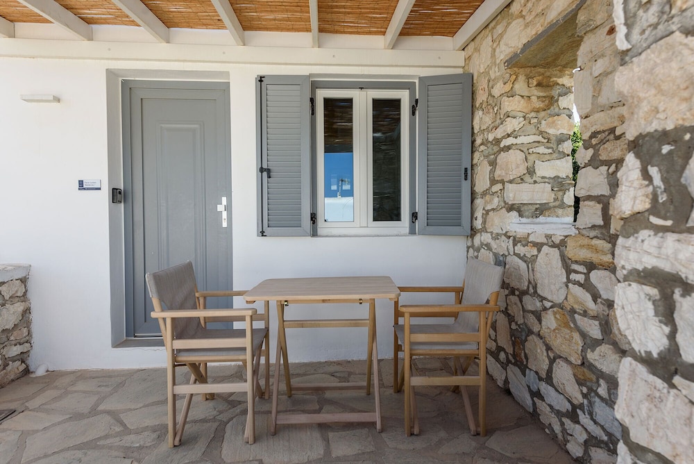 Phaedrus Living: Paros Cycladic Residences 1