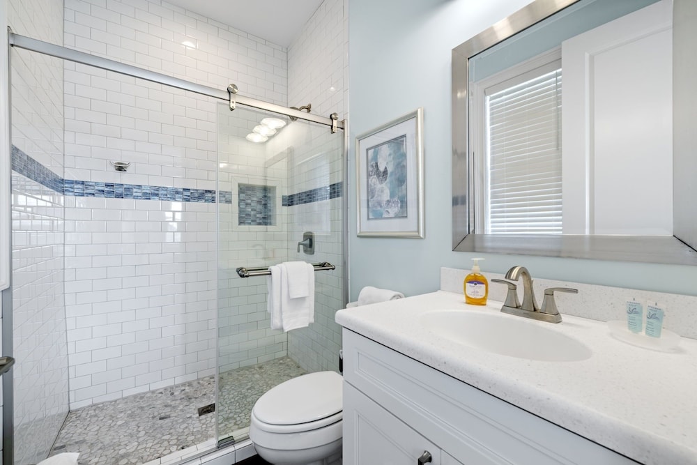 143 Catch And Relax: 5br Home W/ Pool & Spa! 5 Bedroom Home