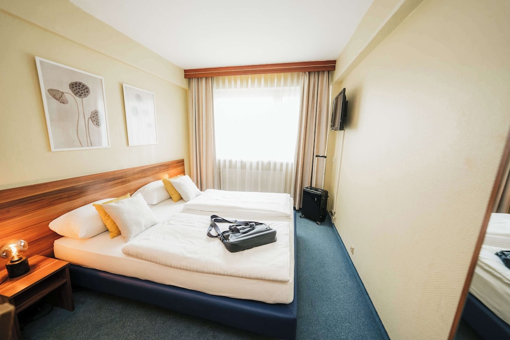 Frankfurt Vacations - Savoy Hotel Frankfurt - Property Image 41