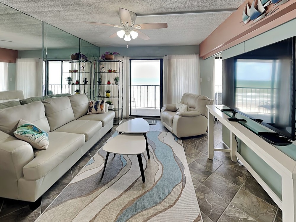 Sunny Sands by Ryson Vacation Rentals