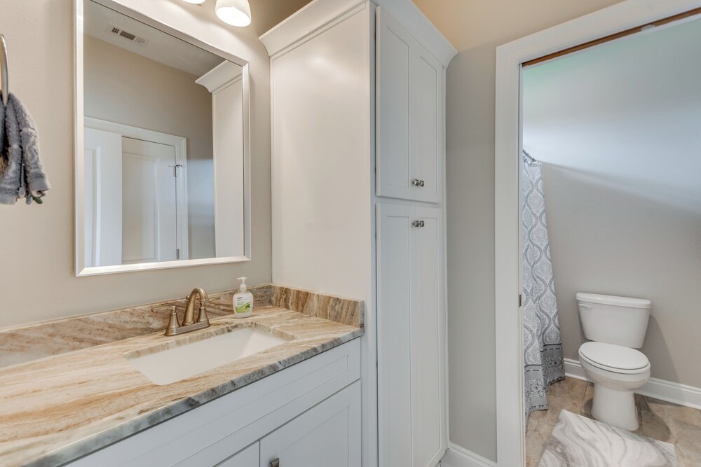 Modern Family Home w/ Spacious Yard in Milton