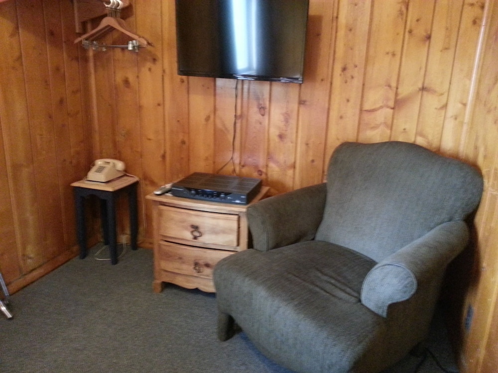 Canyon Motel - Property Image 55