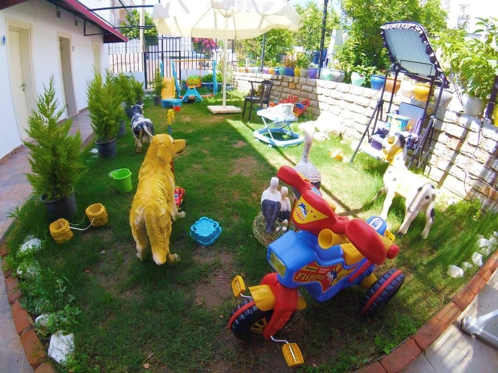 Akkan Beach Hotel - Image 48