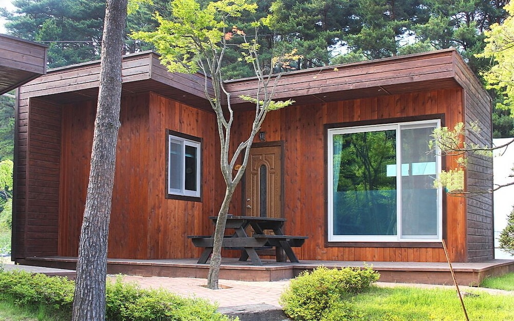 Gangneung Way to Gyeongpodae Pension