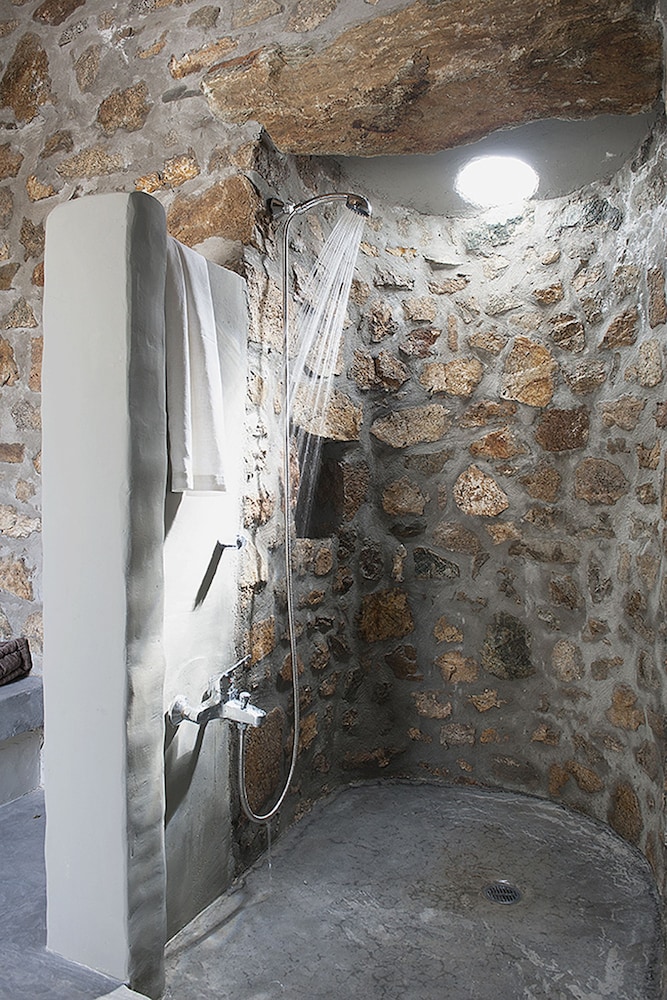 Serifos Houses Aghios Sostis