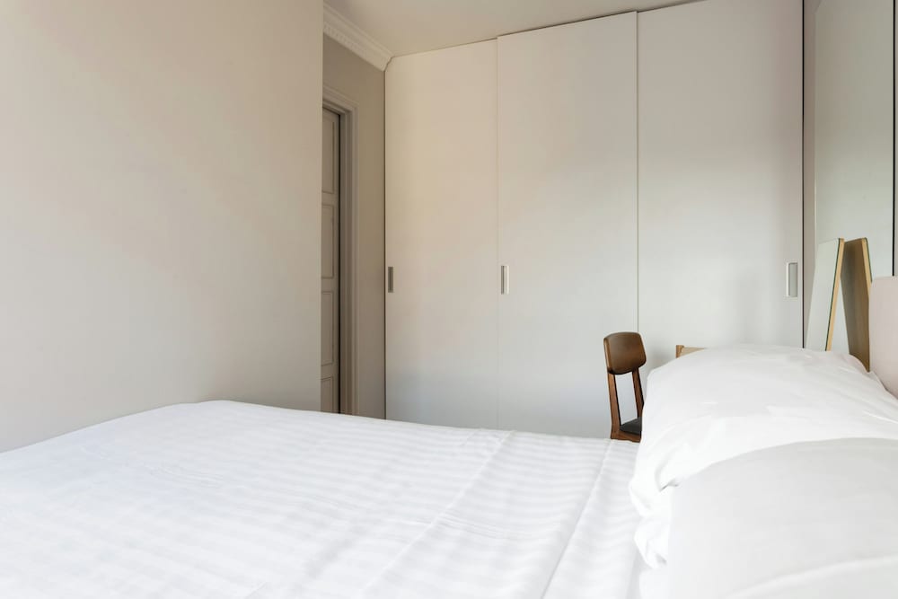 Cresswell Gardens IV by Onefinestay