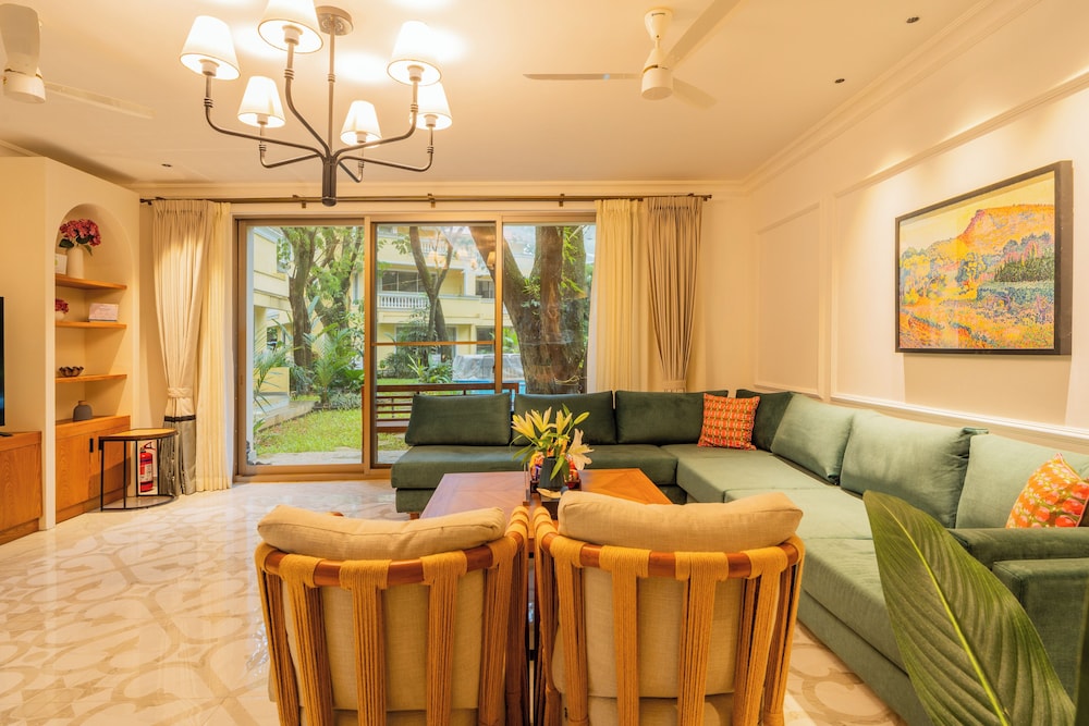 ELIVAAS Kensho Hibiscus 3BHK Villa