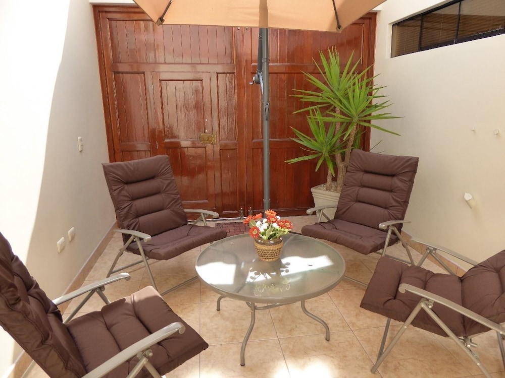 Willka House Barranco en Lima — balance & terrace