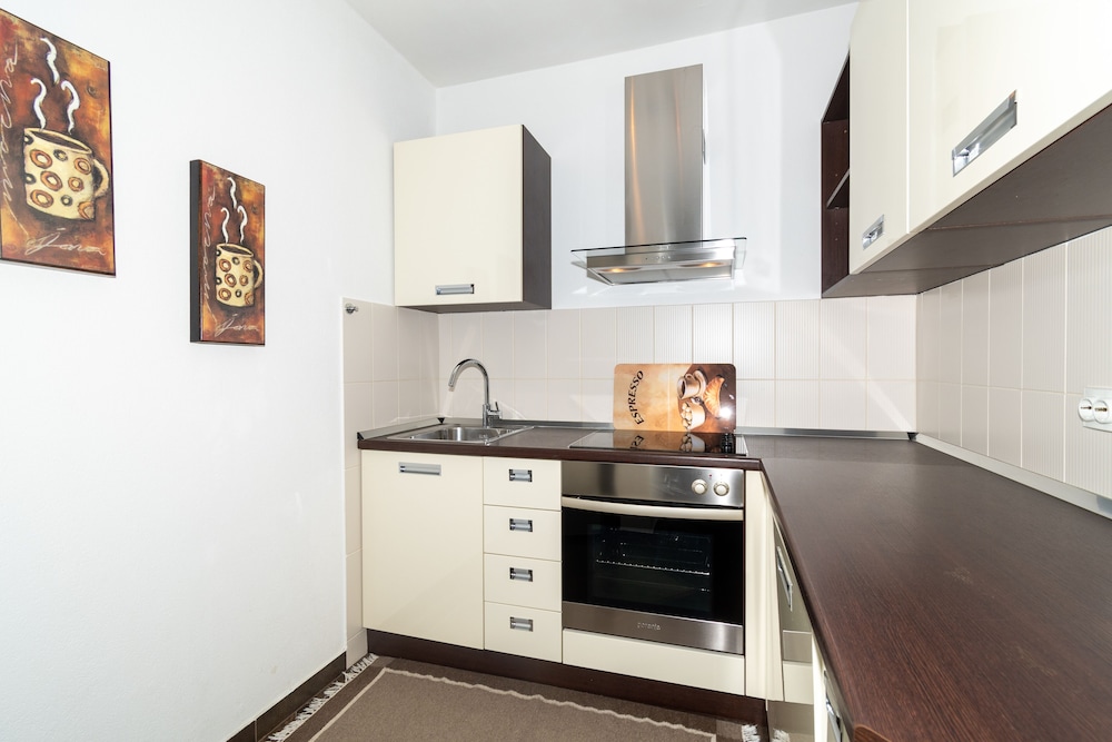 Trstenik Beach apartment