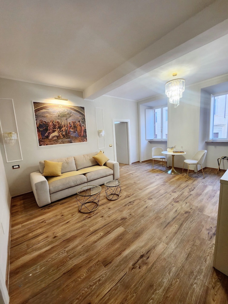 Golden palace luxury guest house
