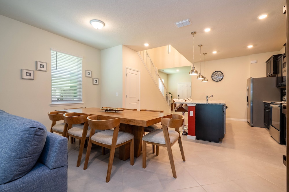 Windsor Cay 7BR Water Park Free