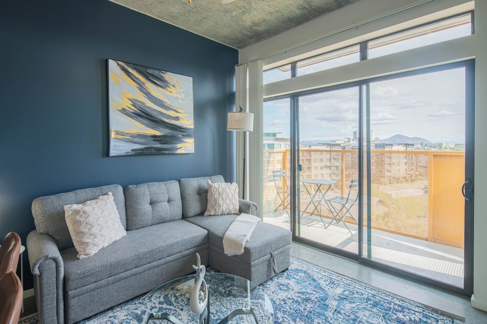 ROVE LIVING/KL - Roosevelt Point