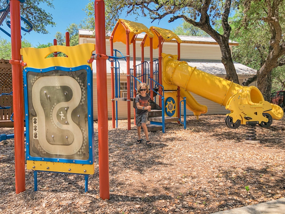 Sun Outdoors San Antonio West