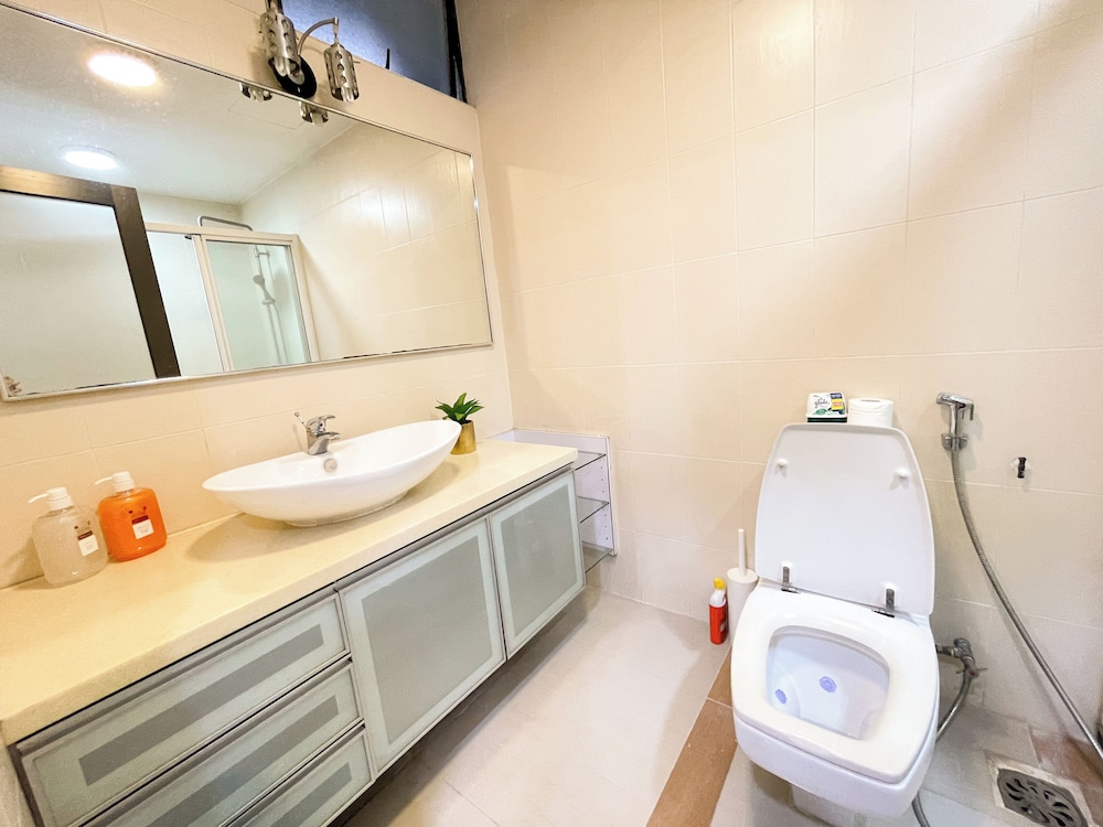 Fahrenheit 88 Bukit Bintang by Manhattan Group