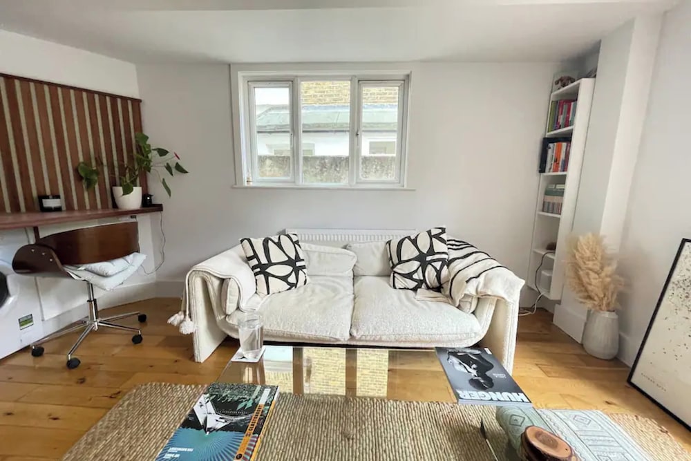 Bright & Beautifully Decorated 1BD Flat - Brixton