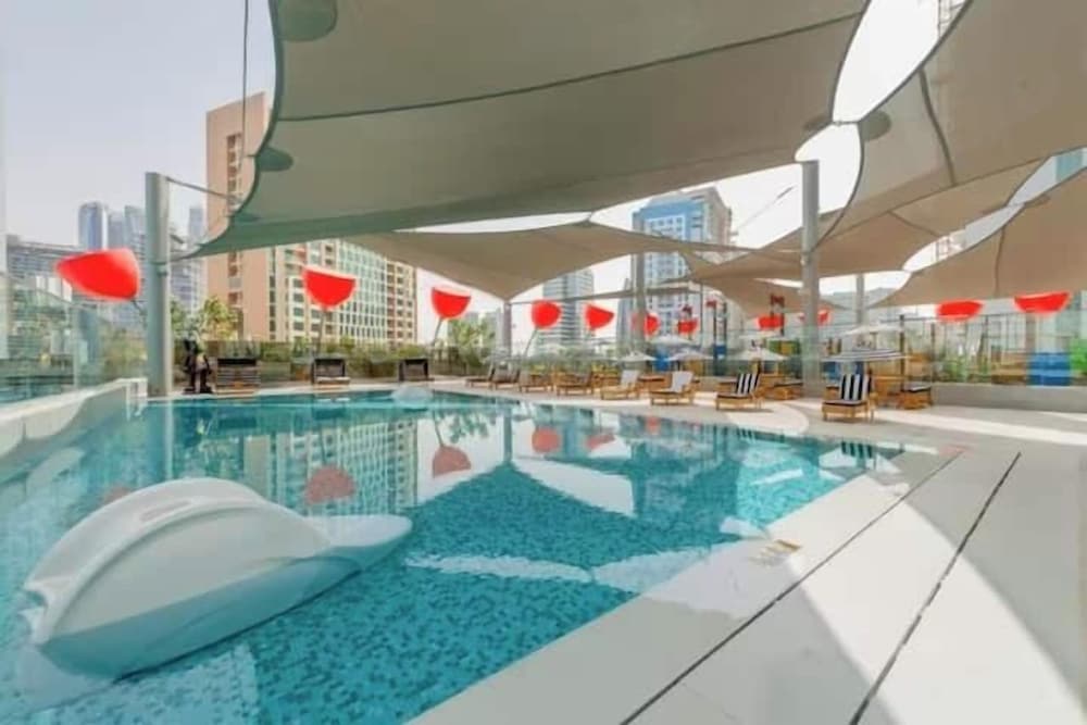 Vogue Downtown close to Burj Khalifa Mal