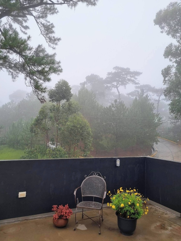 Baguio Hillhouse, Ask About Free Stay for Kids
