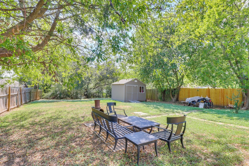 Tailgate Fun & Campus Spirit: Bryan Home w/ Patio