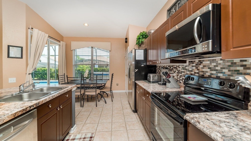 Windsor Palms Resort 4 Bedroom Home With Game Room 4 Home
