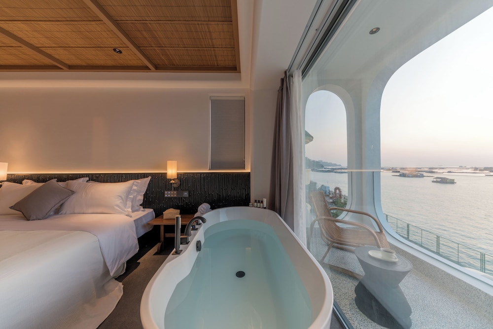 Miyue · Shenzhen Monet Garden Seaview Resort