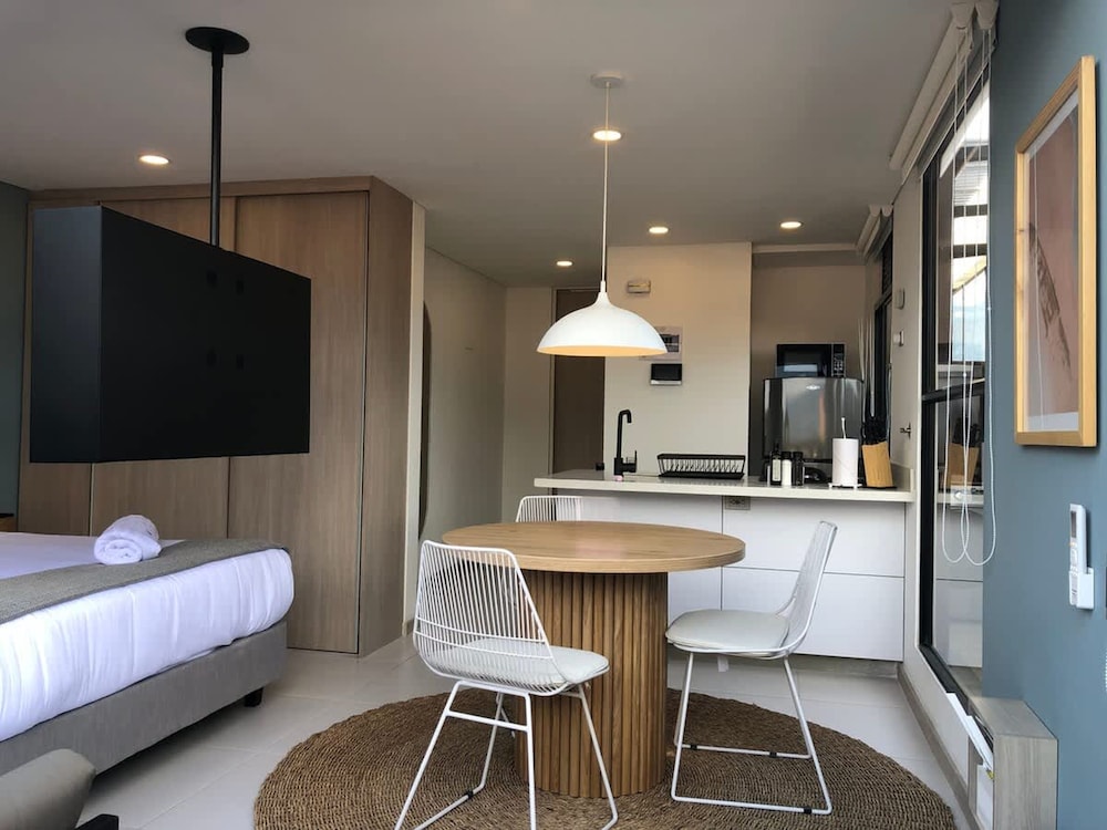 Cozy Studio w Balcony in Laureles Medell n