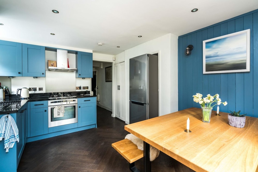 NEW Bright and Airy 1BD Flat nr Battersea Park