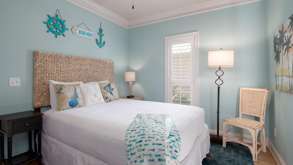 Sea Brees S Crystal Shores4457 Oceanview view 3
