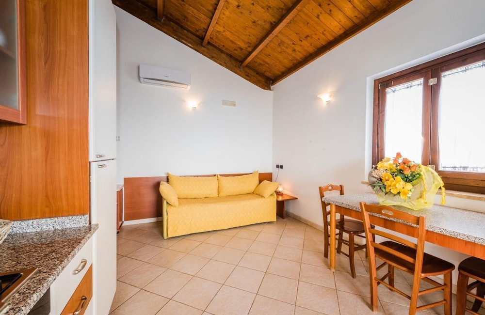 Villaggio Punta Alice Srl