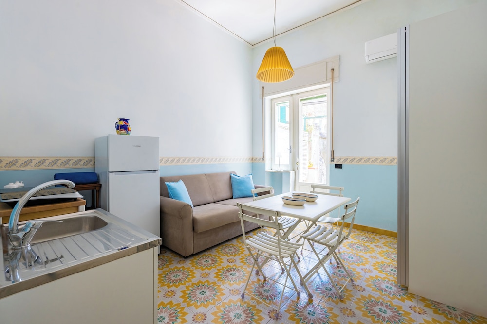 Villa Villari Terrace and Patio by Napoliapartments