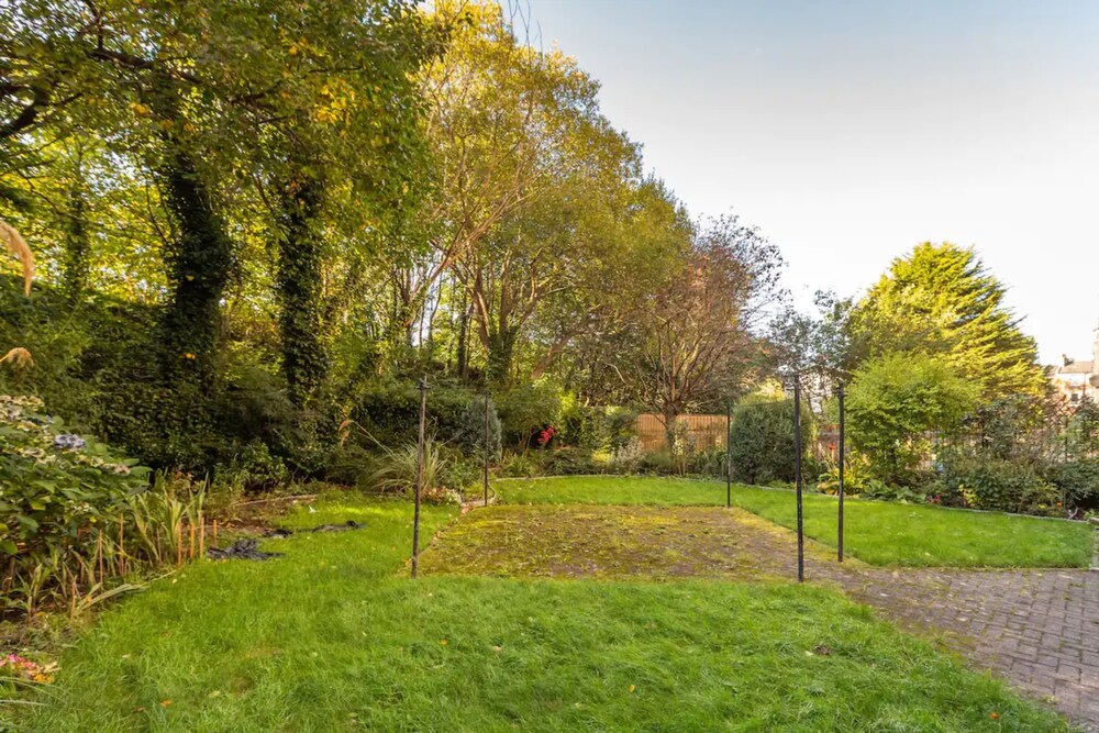 Homely 1 Bedroom Flat Near Haymarket Station view 5