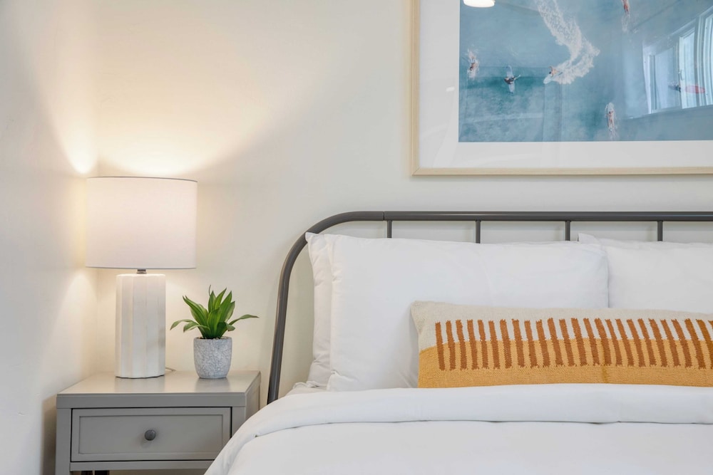 Surfrider I by Avantstay Walk to the Beach + Patio