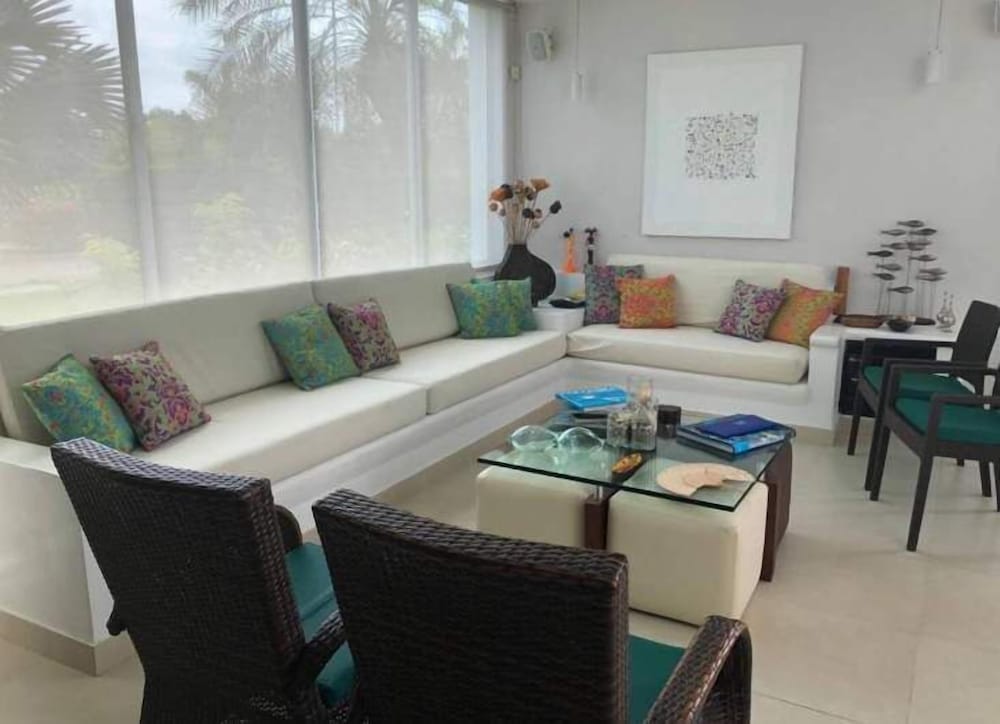 NOK Luxury 4BR Pool Villa in Manzanillo Cartagena