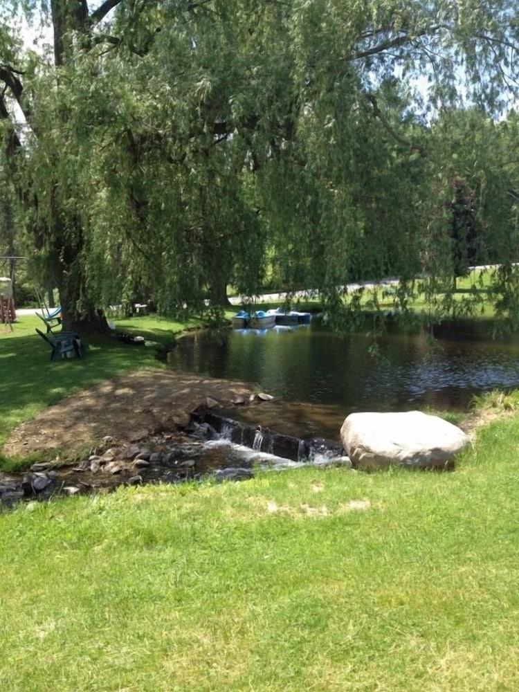 Greenville Vacations - Baumann's Brookside Resort - Property Image 10