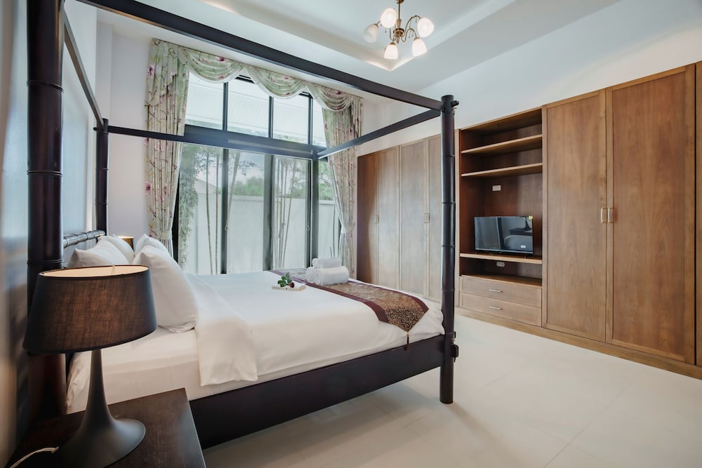 Number Nine Pool Villa