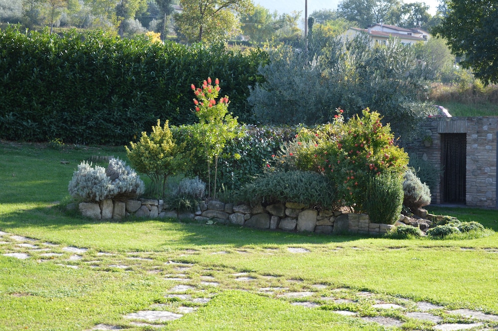 Stunning Vacation Rental in Provincia di Perugia, Italy view 5