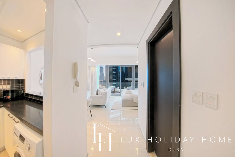 LUX The Silverene Marina View Studio 2